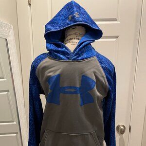 Underarmour Hoodie youth large.